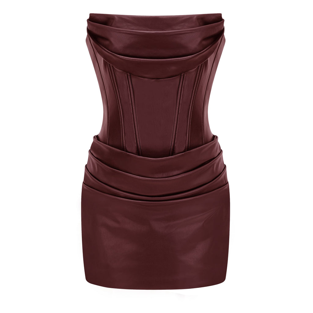 Vestido bodycon mini de cuero con drapeado Agnes Brown, ajuste ceñido y estilo elegante en color marrón oscuro.