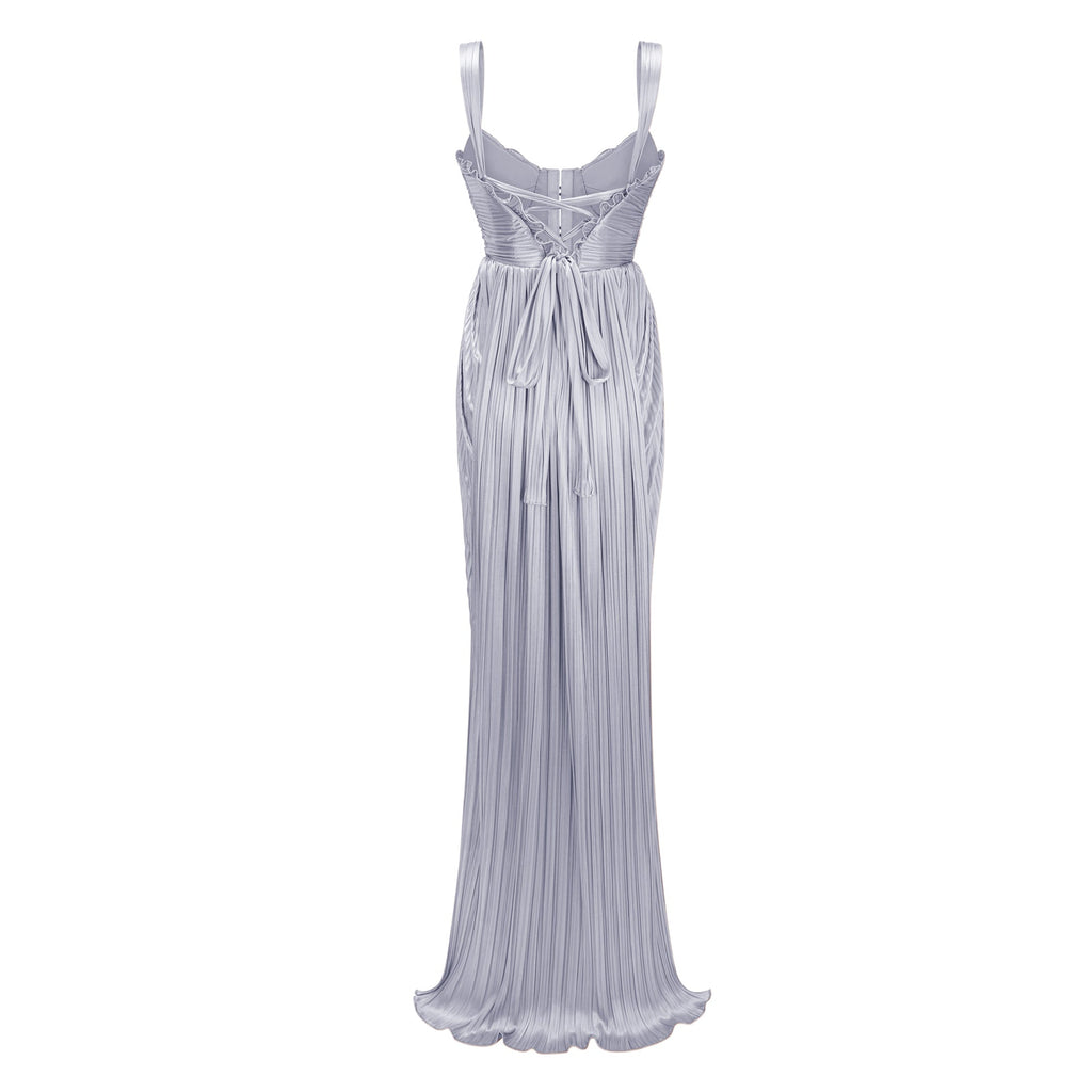 Vestido largo de novia Nicoletta en color plateado con acabado brillante y diseño plisado estilo corsé.