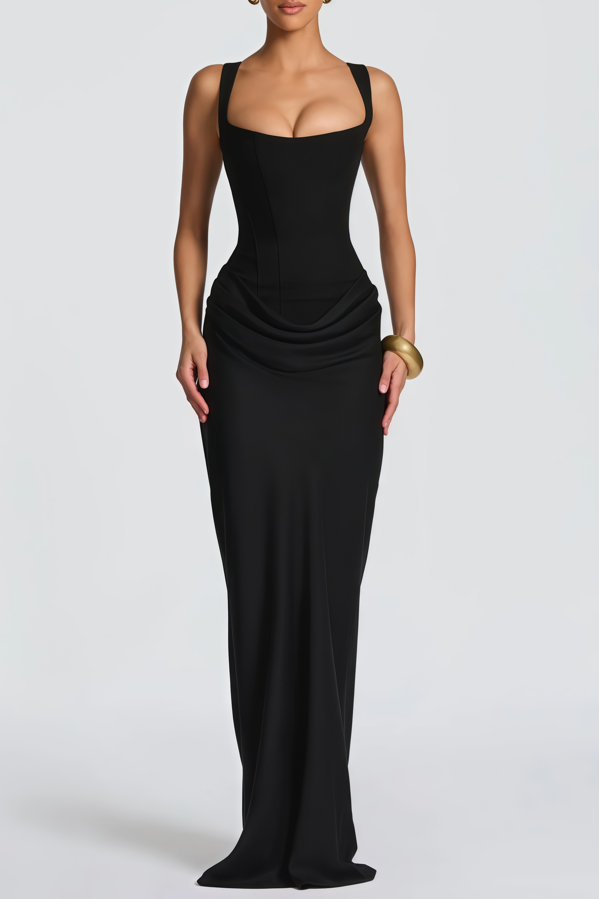 Vestido largo negro Paulette con corsé ajustado y detalles fruncidos, estilo maxi para eventos elegantes.