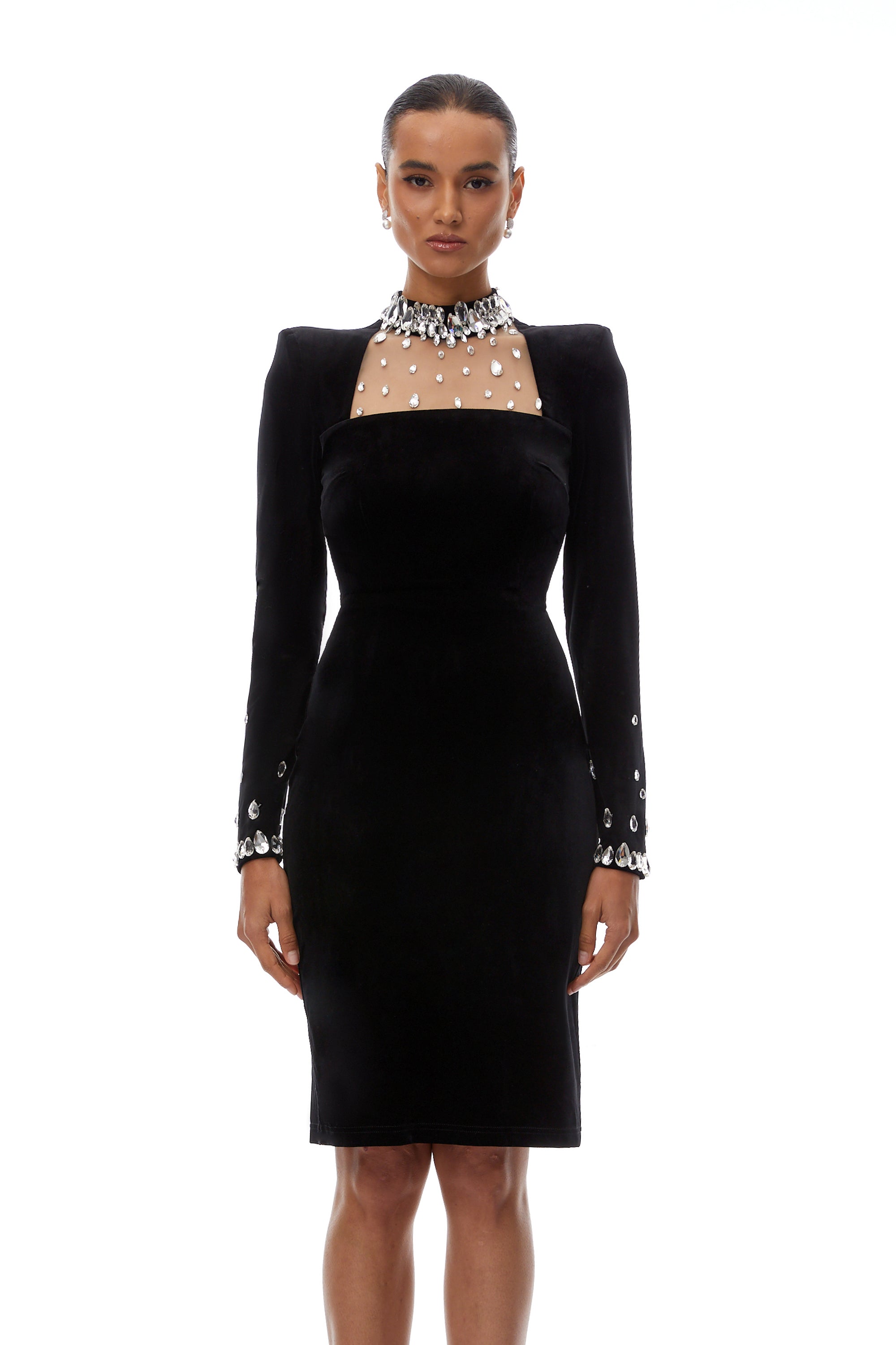 Vestido midi de terciopelo negro con cristales adornados, diseño elegante de la marca Final Sale.