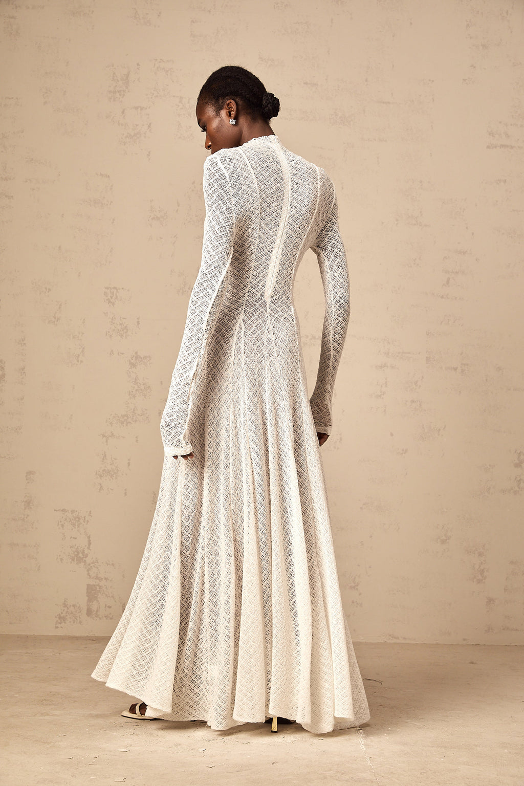 Athena wavy-pattern lace maxi dress in White  (Final Sale-US Only)