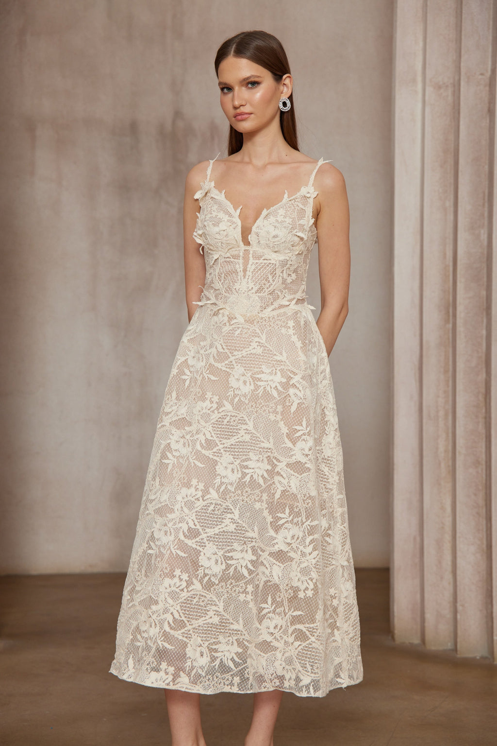 Amber White Sleeveless Floral Lace Midi Dress(Final Sale-US Only)