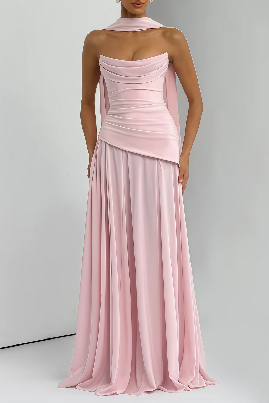 Vestido largo de novia rosa sin tirantes, corsé de encaje y chiffon, estilo maxi para ocasiones especiales.