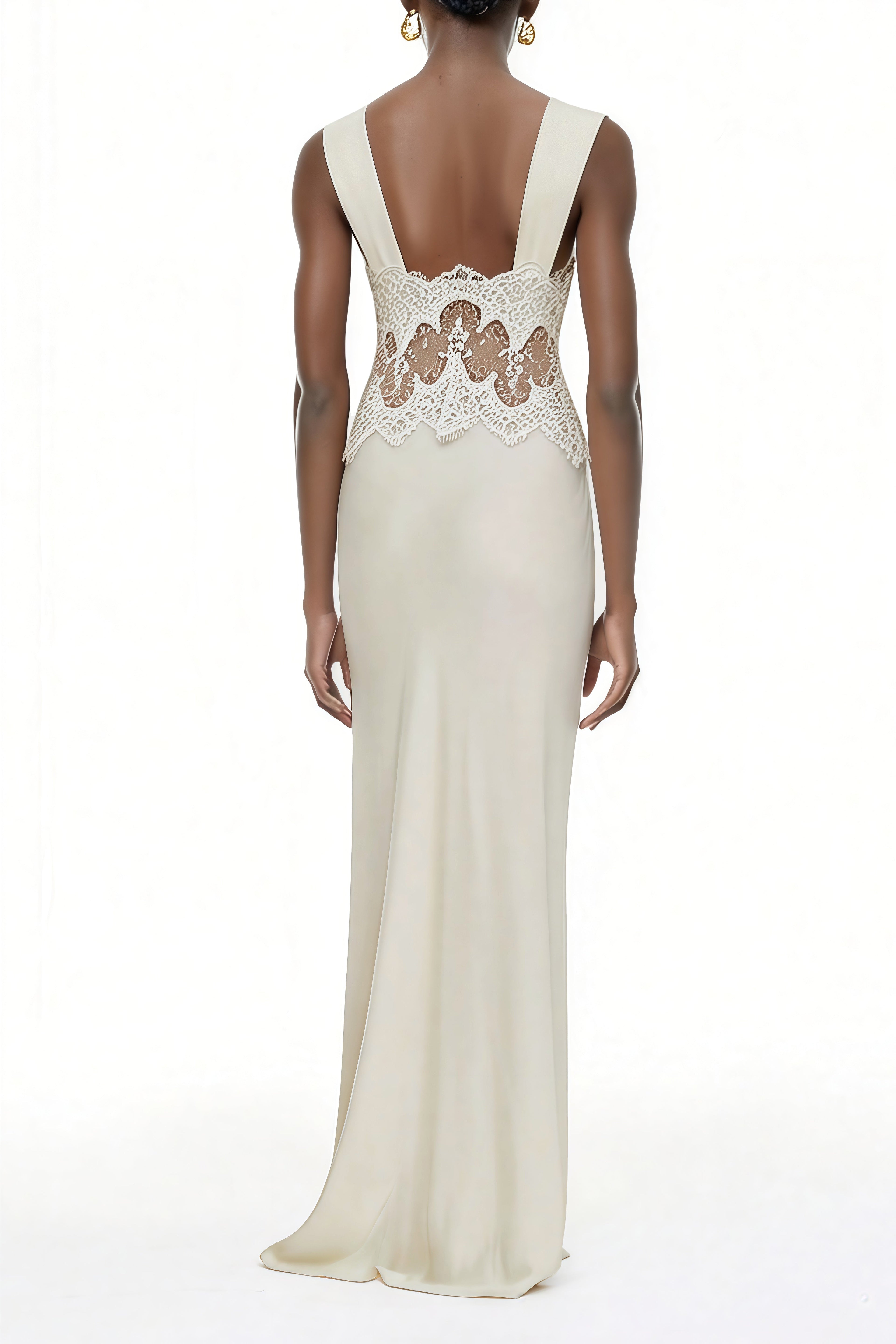 Vestido largo satin Aitana Neutrals de MRTokyo con paneles de encaje, diseño elegante y sofisticado en tonos neutros.