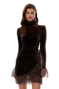 Vestido mini asimétrico de cuello alto Alma Brown de MRNewyork, con diseño moderno y corte ajustado.