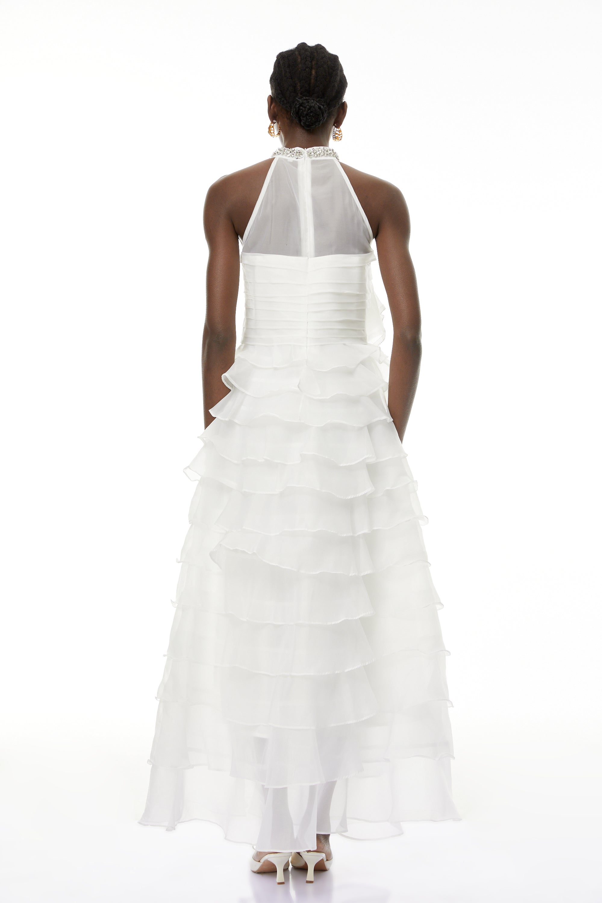 Vestido maxi blanco Anathi con flores 3D y volantes, vestido largo elegante de MRMelbourne para mujer