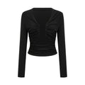 Blusa negra Anaïs con abertura frontal y detalles fruncidos, estilo elegante y moderno, vista de la parte superior sobre fondo neutro.