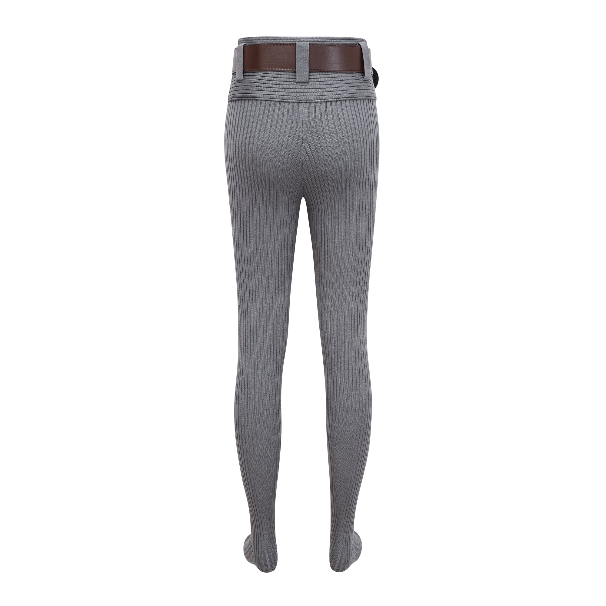 Conjunto de body y pantalones gris con textura de punto acanalado de la marca Final Sale, vista frontal del conjunto completo.