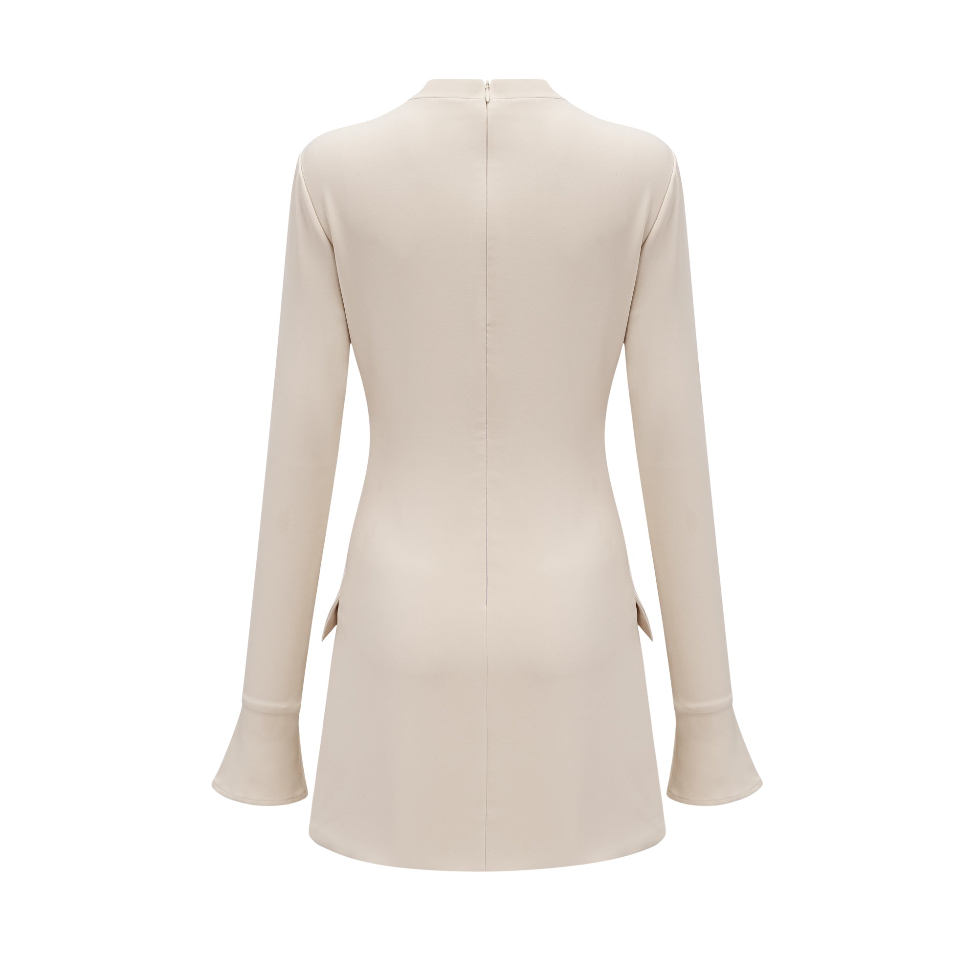 Vestido mini ajustado en color crema de Chloé, con diseño ceñido y elegante, mostrado en la imagen.
