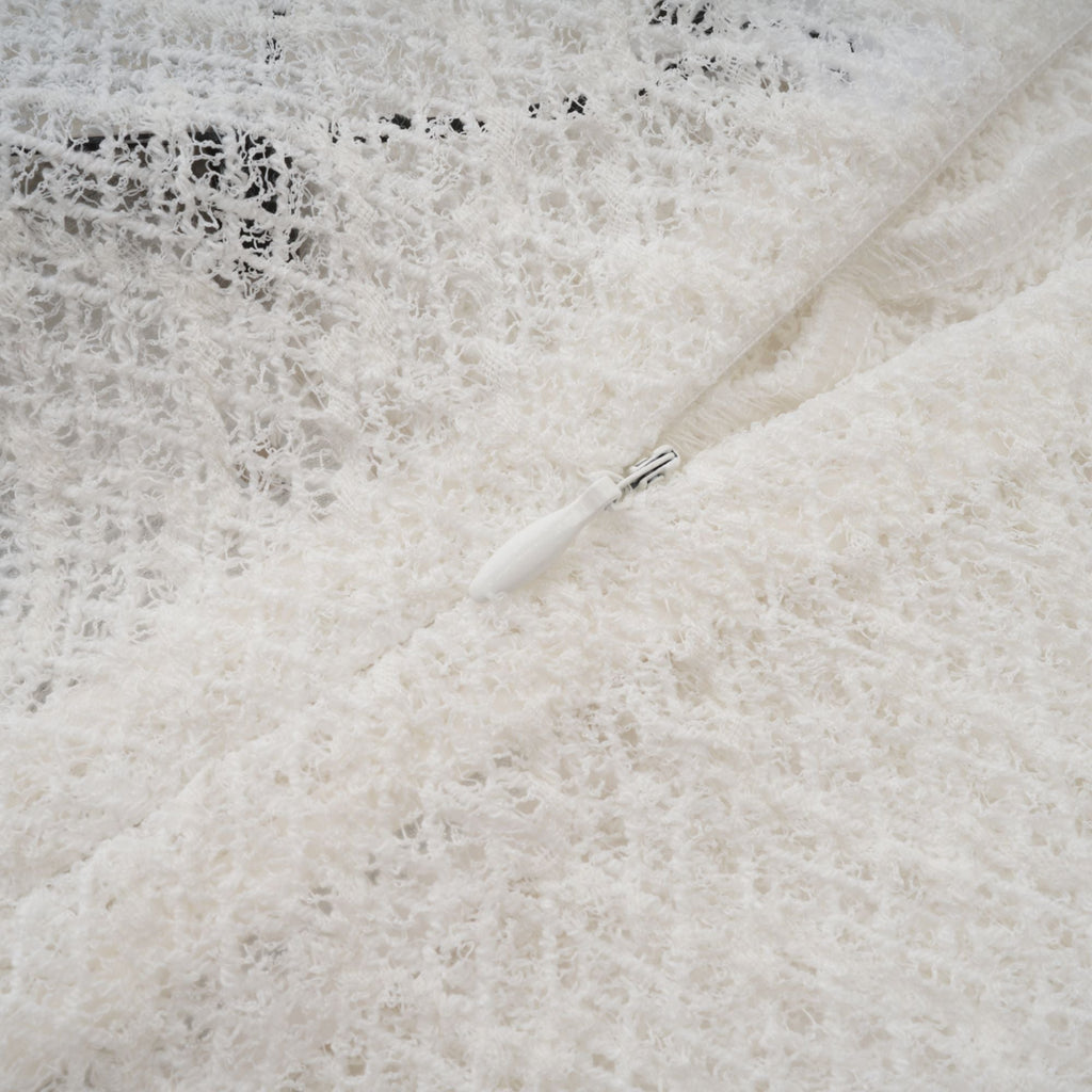 Athena wavy-pattern lace maxi dress in White  (Final Sale-US Only)