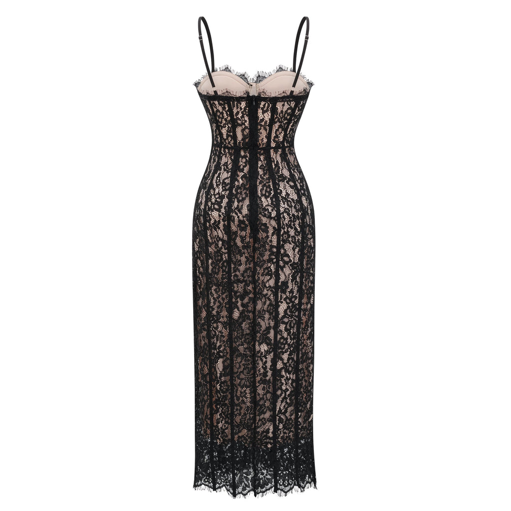 Vestido de noche largo negro con encaje floral y corsé, estilo maxi de la marca Bridal, con detalles elegantes y sofisticados.