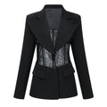 Blazer negro de encaje floral Verena Bridal con paneles elegantes, ideal para ocasiones especiales o bodas.