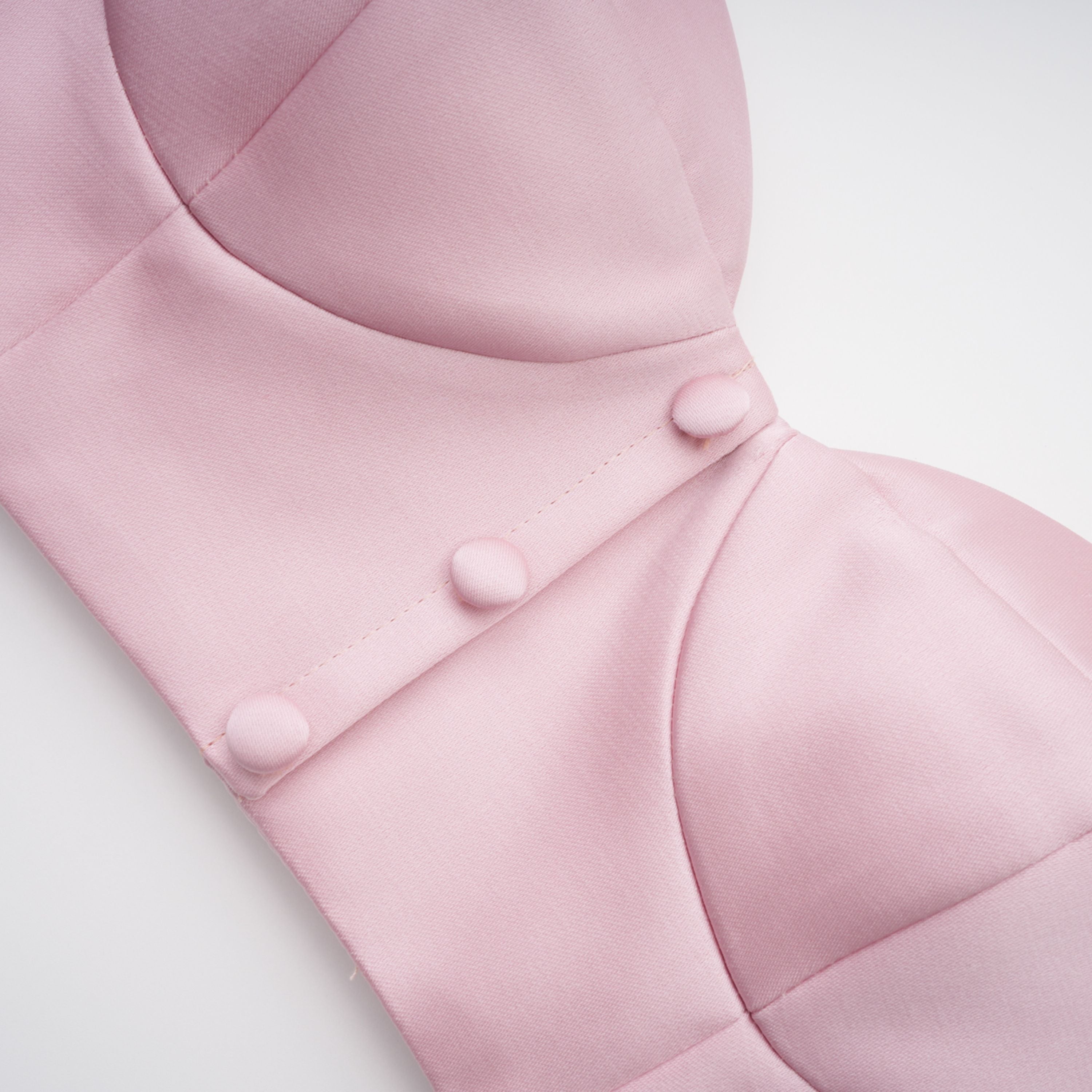 Conjunto de top capa rosa y falda de tul de Bridal, vestido elegante para ocasiones especiales, con detalles delicados y estilo romántico.