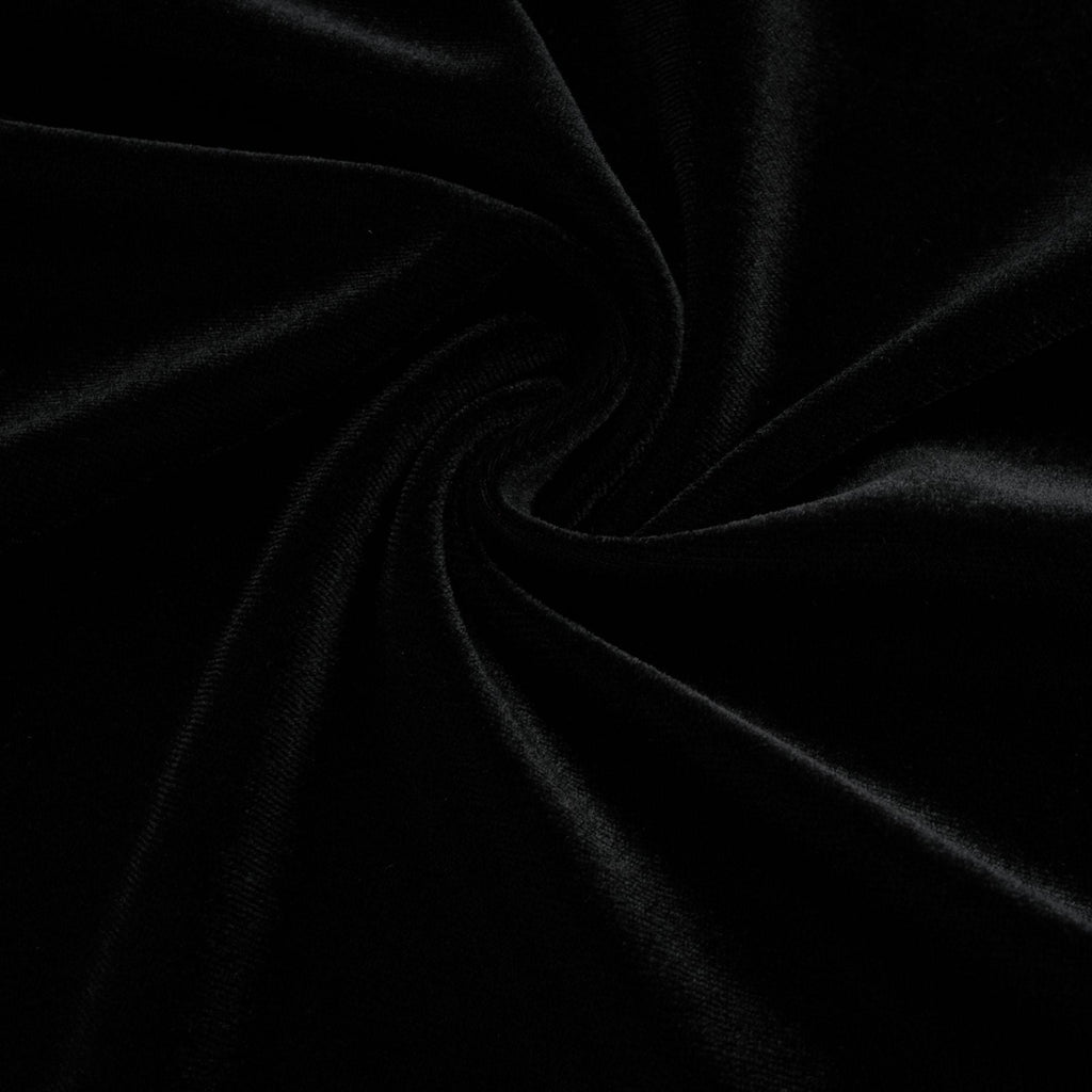Vestido largo de terciopelo Audrey con adornos y espalda abierta, de la marca Final Sale, en color oscuro.