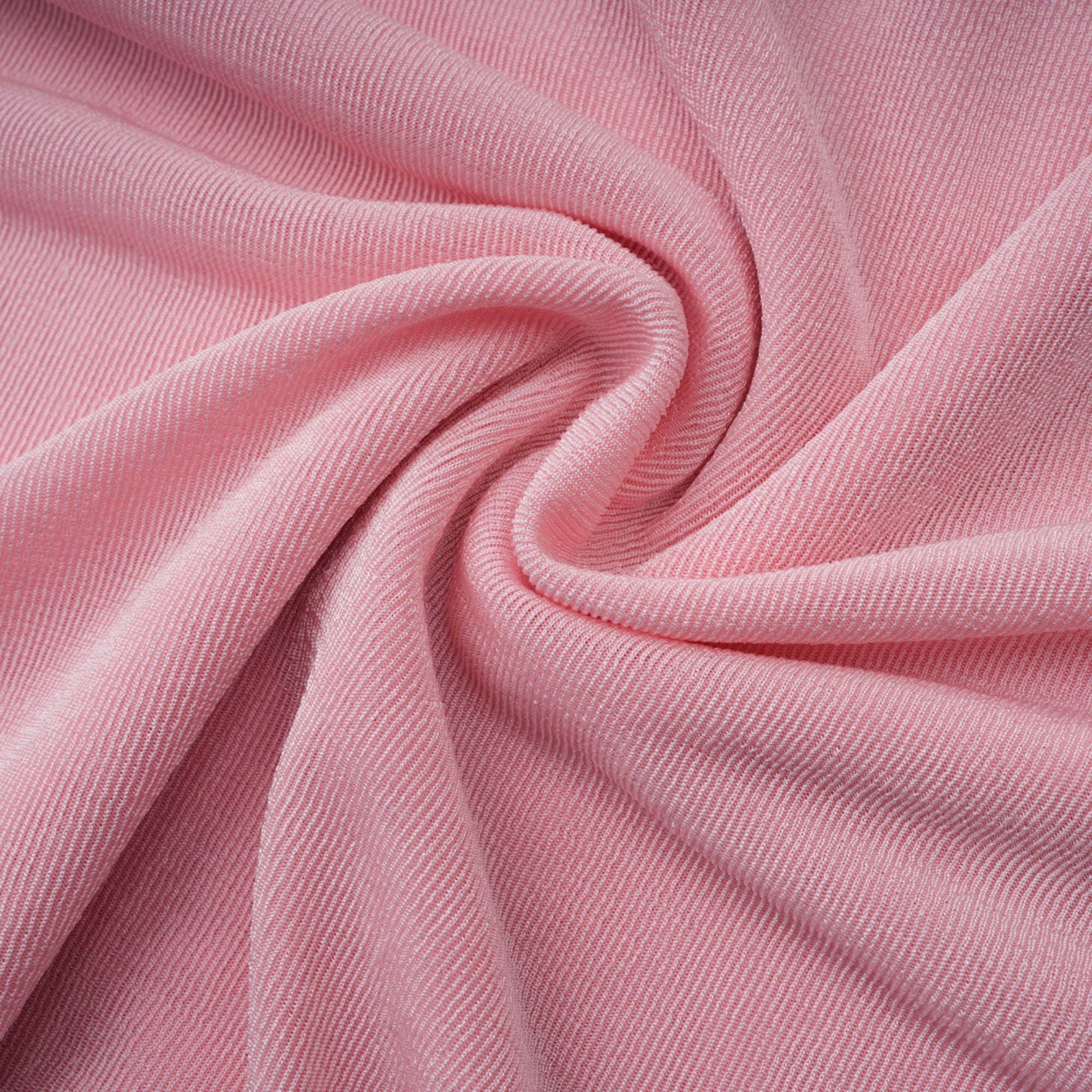 Vestido maxi rosa moderno de Final Sale con panel ruched, estilo elegante y cómodo para ocasiones especiales.