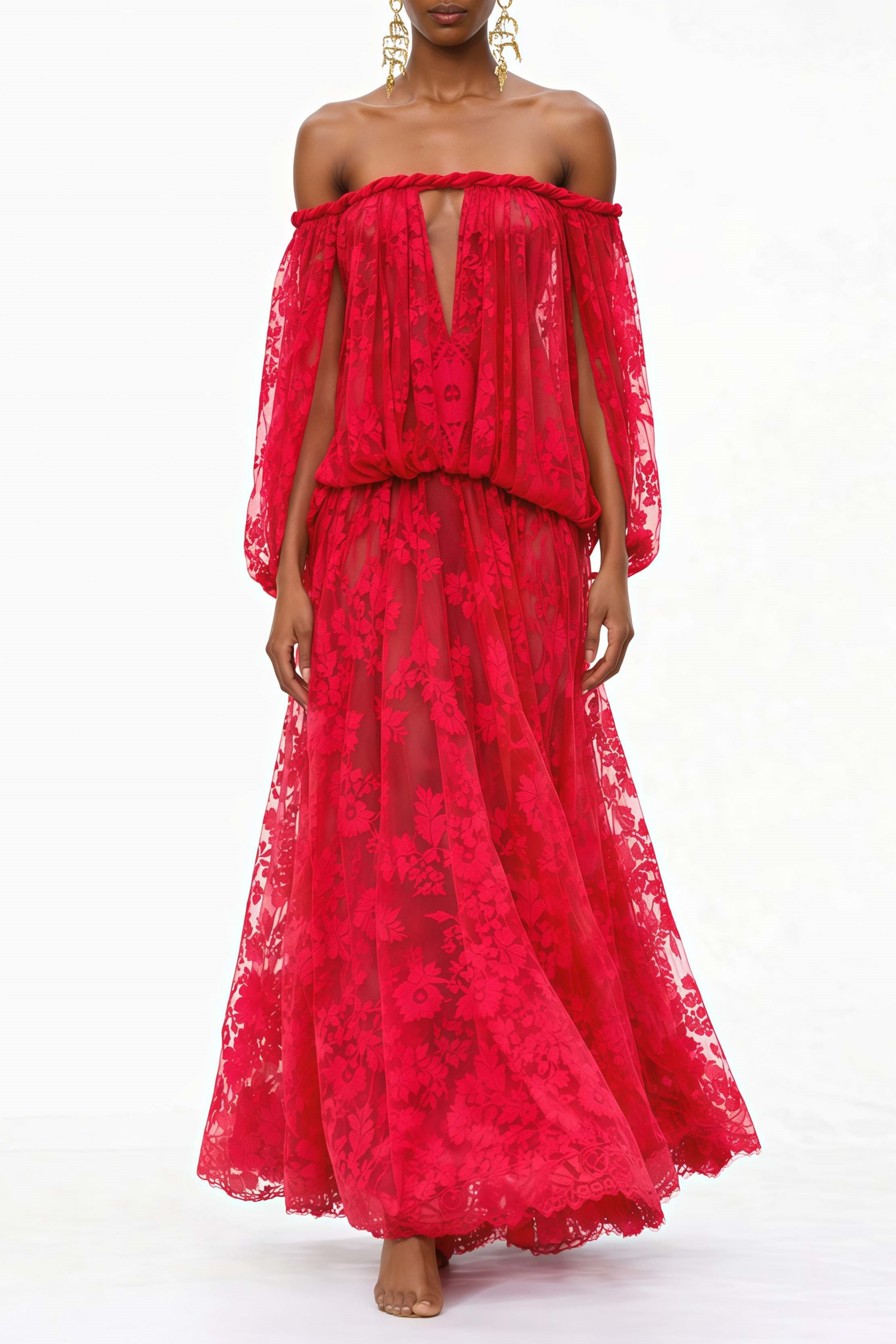 Vestido largo maxi rojo con apliques florales de MRMelbourne, diseño elegante y femenino con detalles florales en la parte superior.
