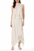 Conjunto de top y falda con panel de encaje blanco de MRNewyork, detalles elegantes y estilo sofisticado.