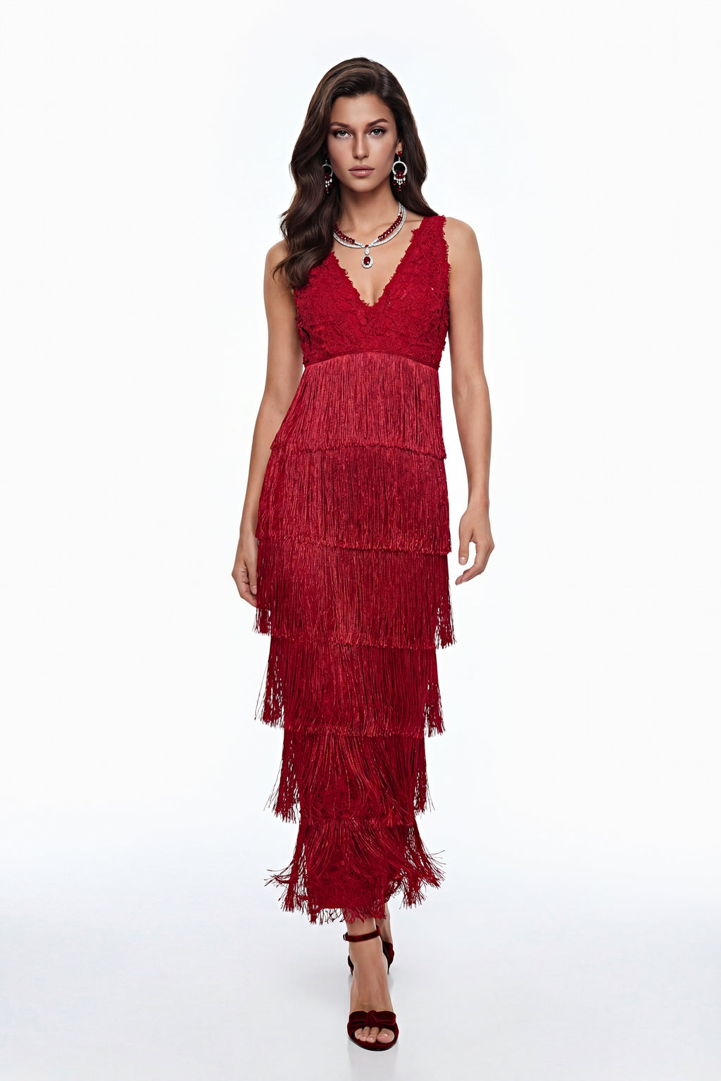 Vestido largo sin mangas rojo Isoldeia de encaje, estilo maxi, de la marca MRNewyork, con detalles elegantes y delicados.