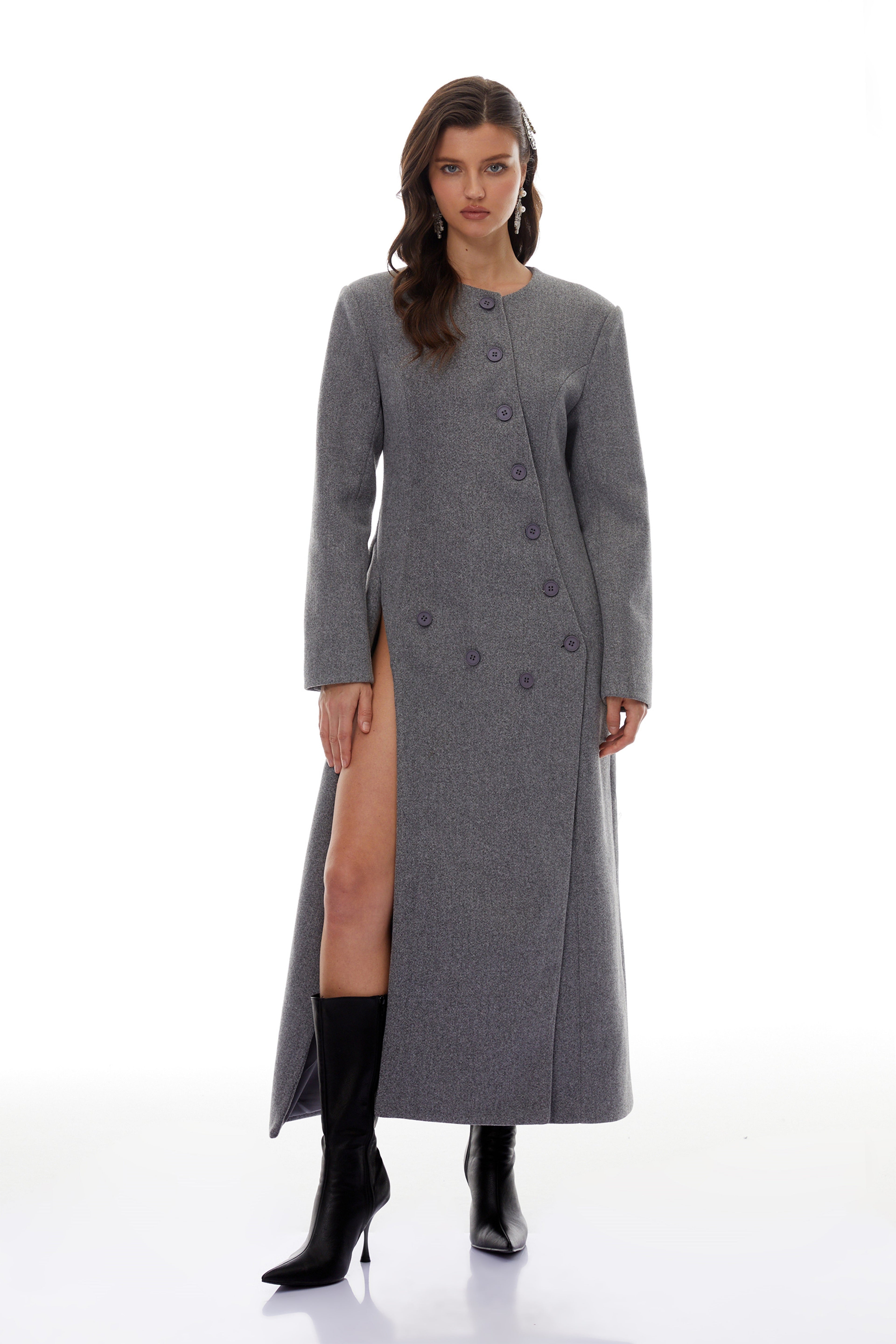 Vestido largo maxi con blazer asimétrico de tweed gris de MRNewyork, con diseño elegante y moderno para ocasiones especiales.