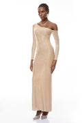 Vestido largo de noche rosa con pedrería y brillo, estilo maxi, de la marca MRTokyo, para ocasiones elegantes.