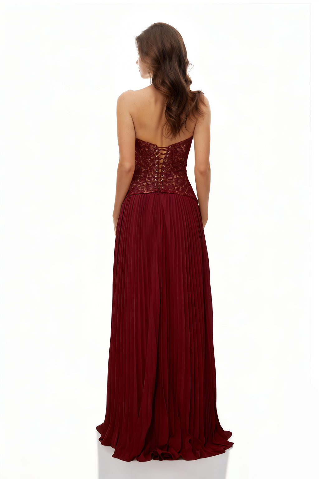 Vestido de novia Ronja Ruby Red con corsé y falda larga, en color rojo intenso, diseñado por Bridal.