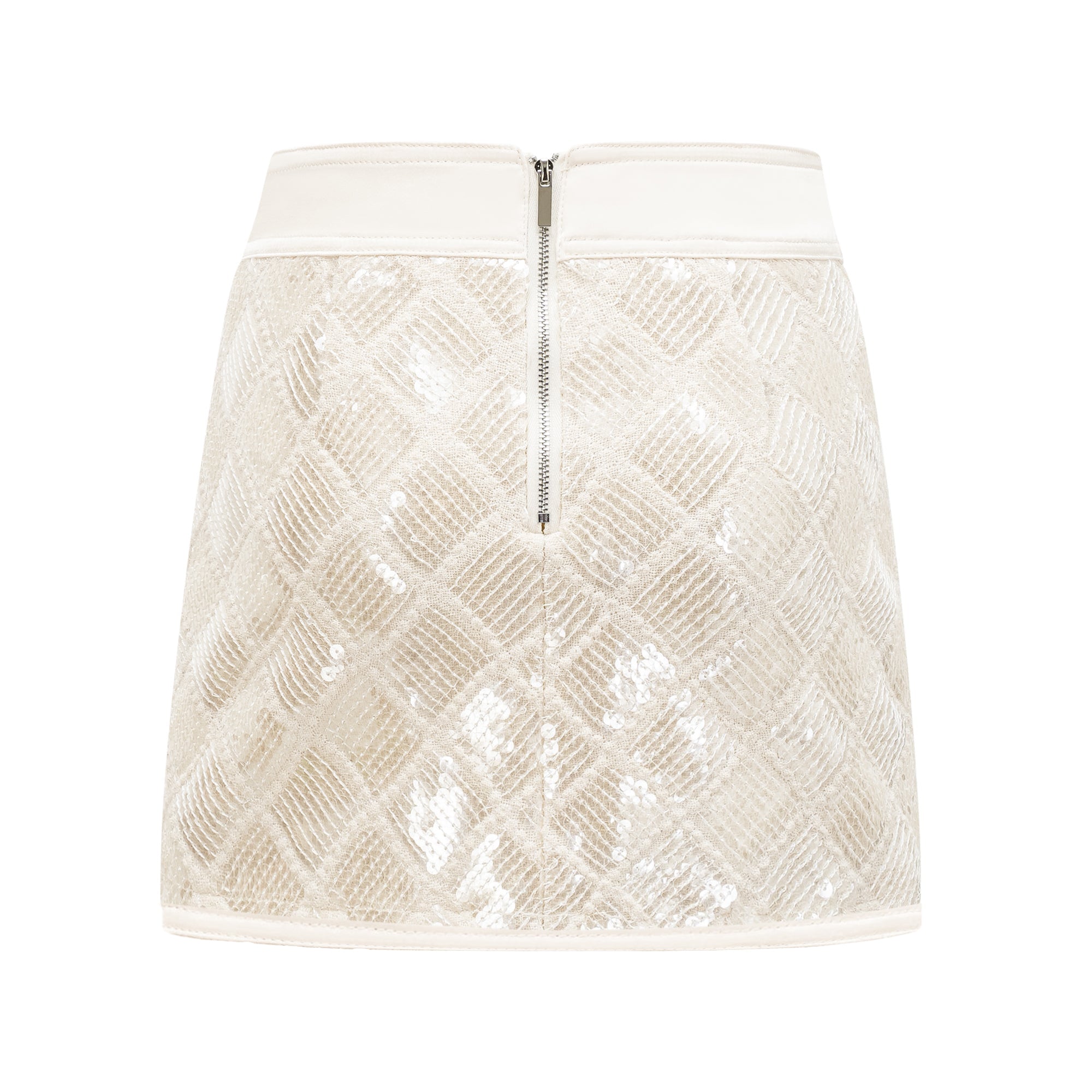 Falda mini de lentejuelas Isabelle de Final Sale, con brillo plateado, cintura ajustada y estilo elegante para eventos nocturnos.