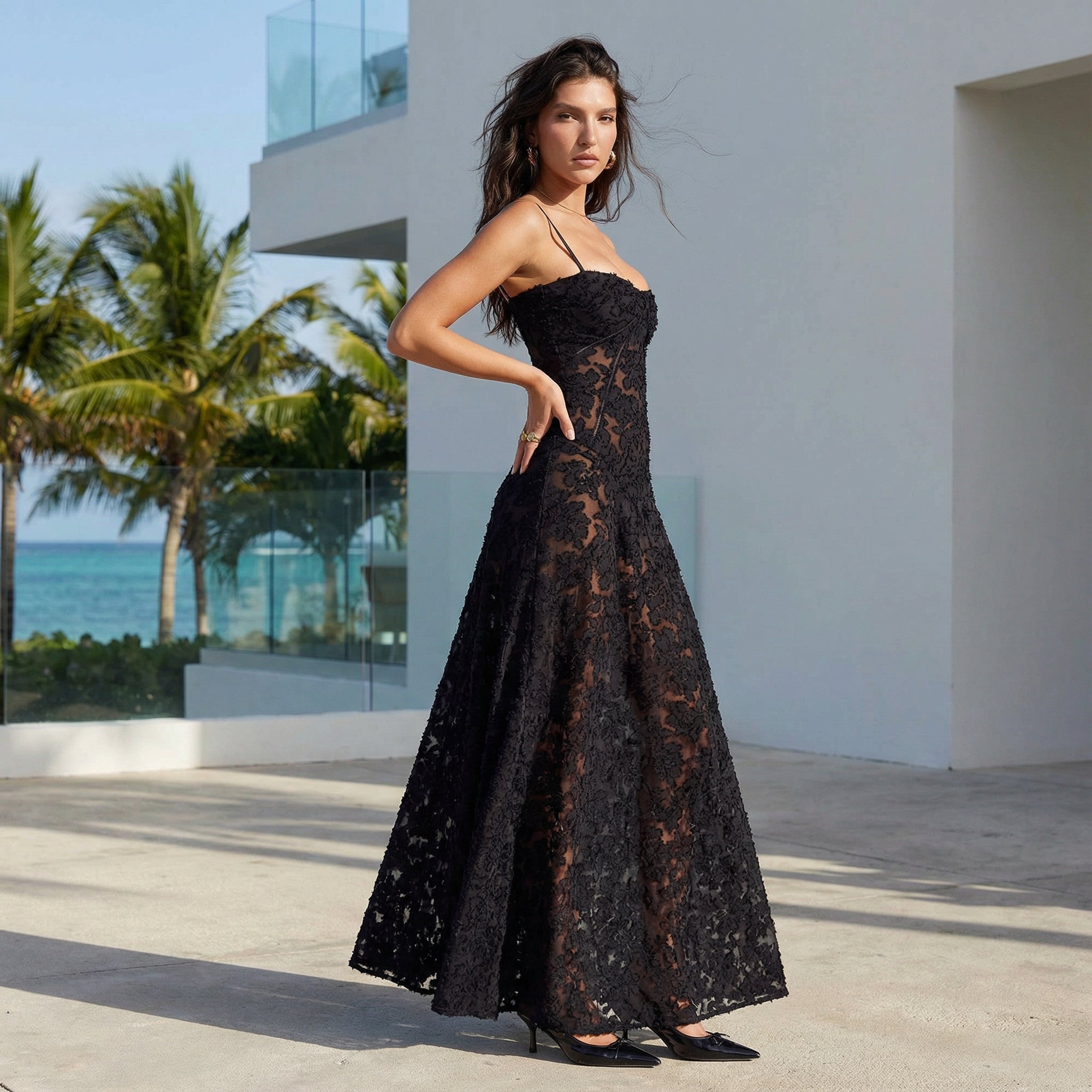 Vestido romántico de verano Carmen de SLIPPO® con diseño ligero y elegante para un estilo veraniego y relajado.
