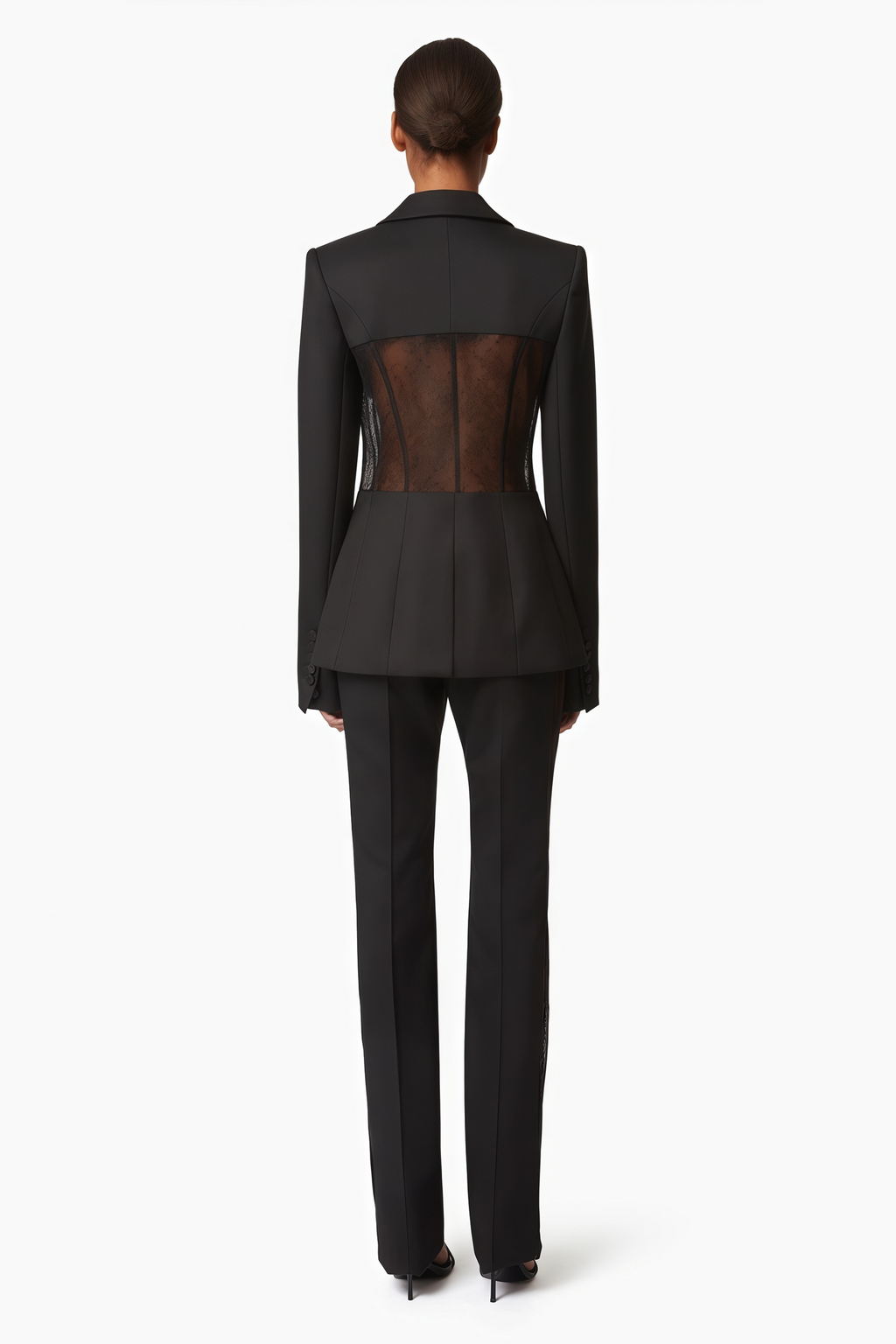 Blazer negro con paneles de encaje floral Verena para novia, estilo elegante y sofisticado.